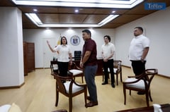 VP SARA SHOWS TO ANGARA HIS OFFICE